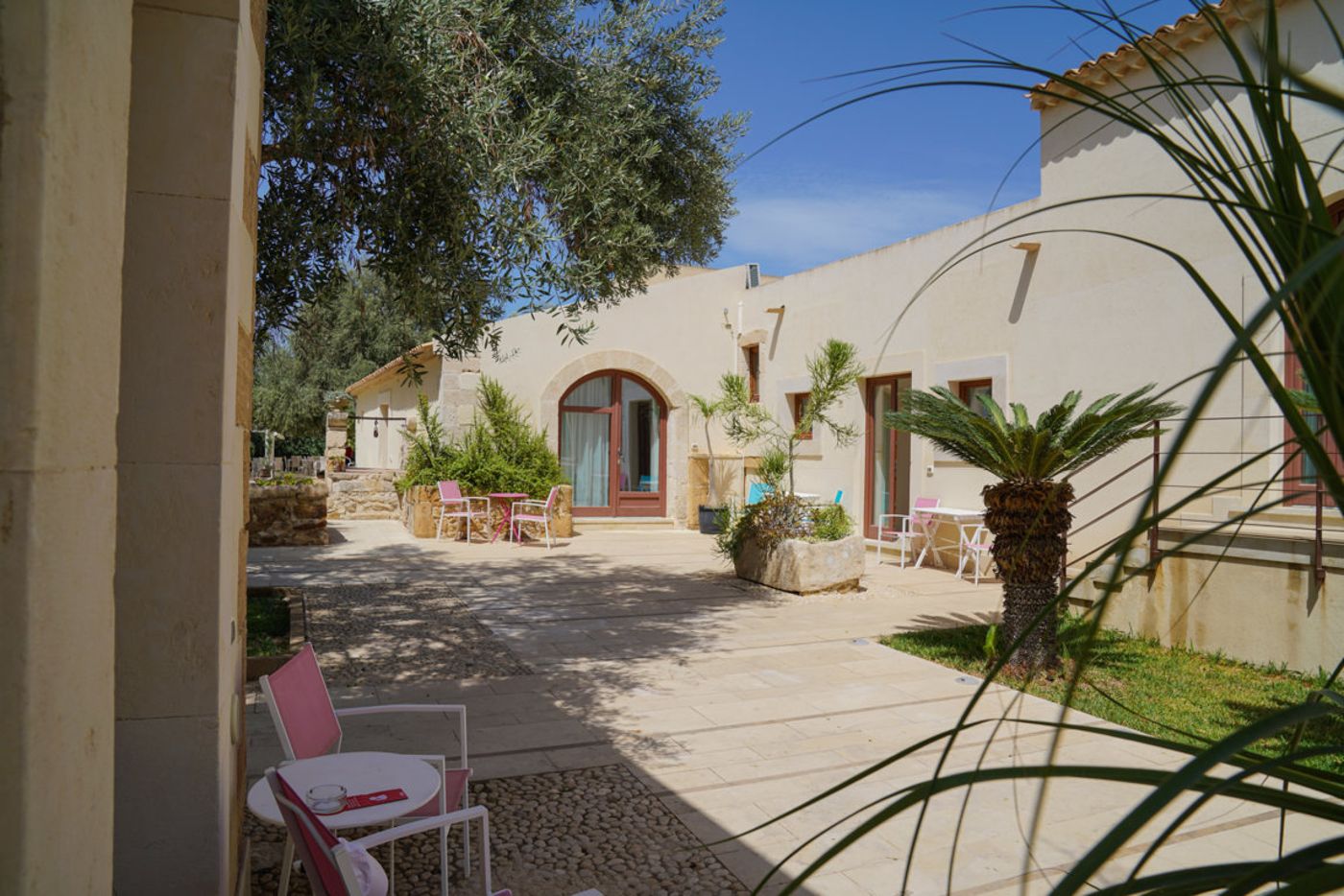 Kalaonda-Coutry-Resort-General-view-8