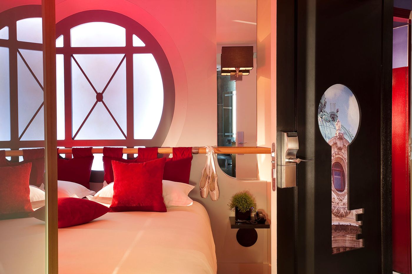 Secret-de-Paris---Hotel---Spa-Room-1