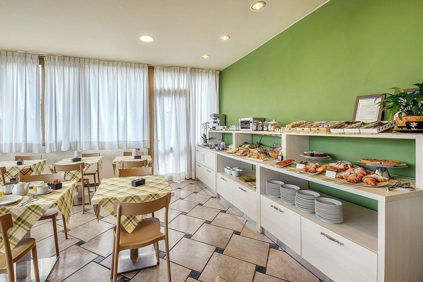 Castello-Restaurant-45