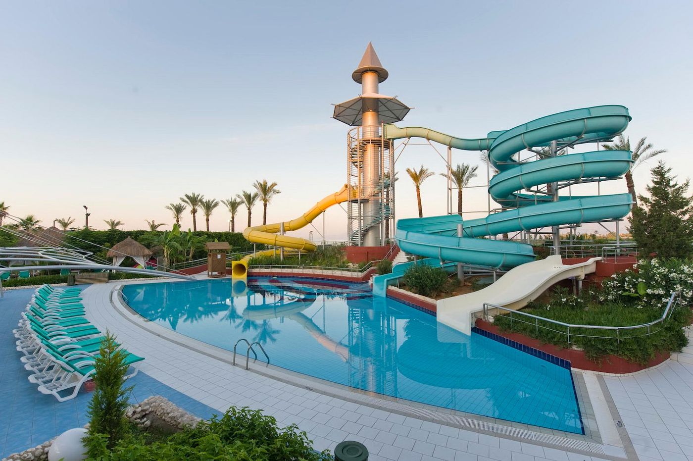 Delphin-Diva-Hotel-Pool-6