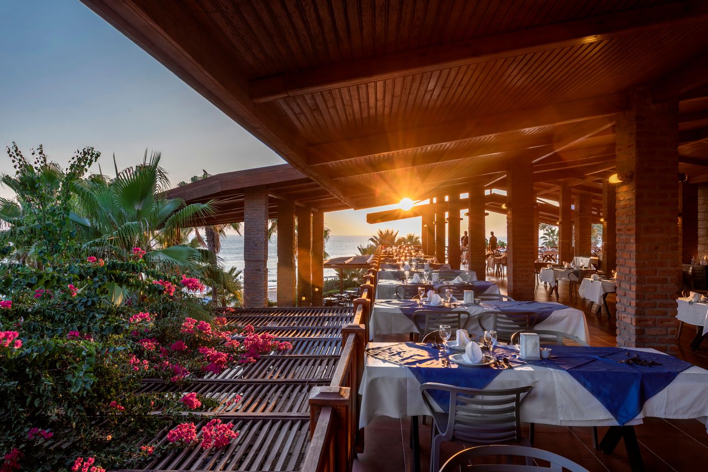 Horus Paradise Luxury Resort