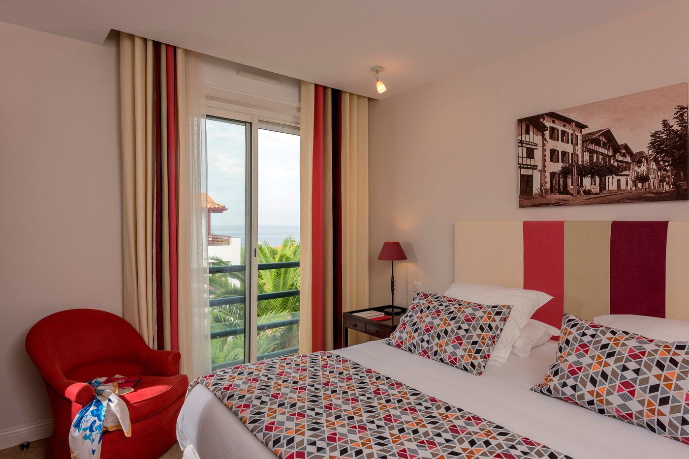 La Réserve-France-SAINT-JEAN-DE-LUZ-Room-4