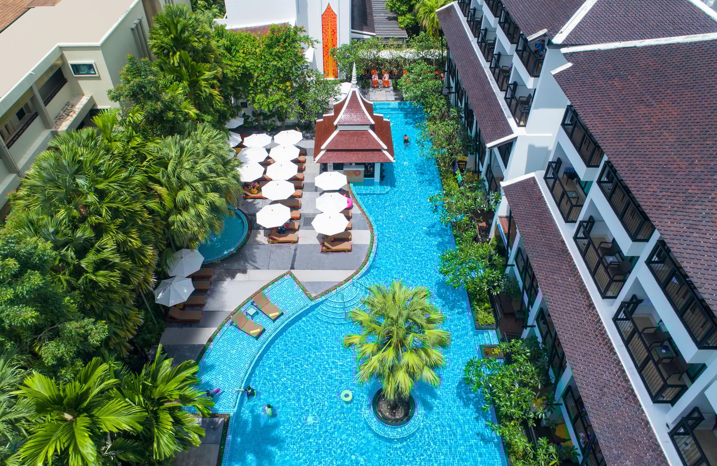 Centara-Anda-Dhevi-Resort---Spa-Krabi-Pool-2