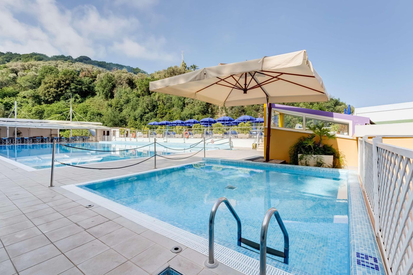 Best-Western-La-Solara-Pool-2