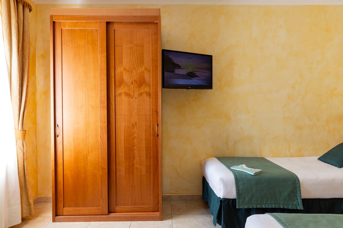 Venezia-2000-Room-42