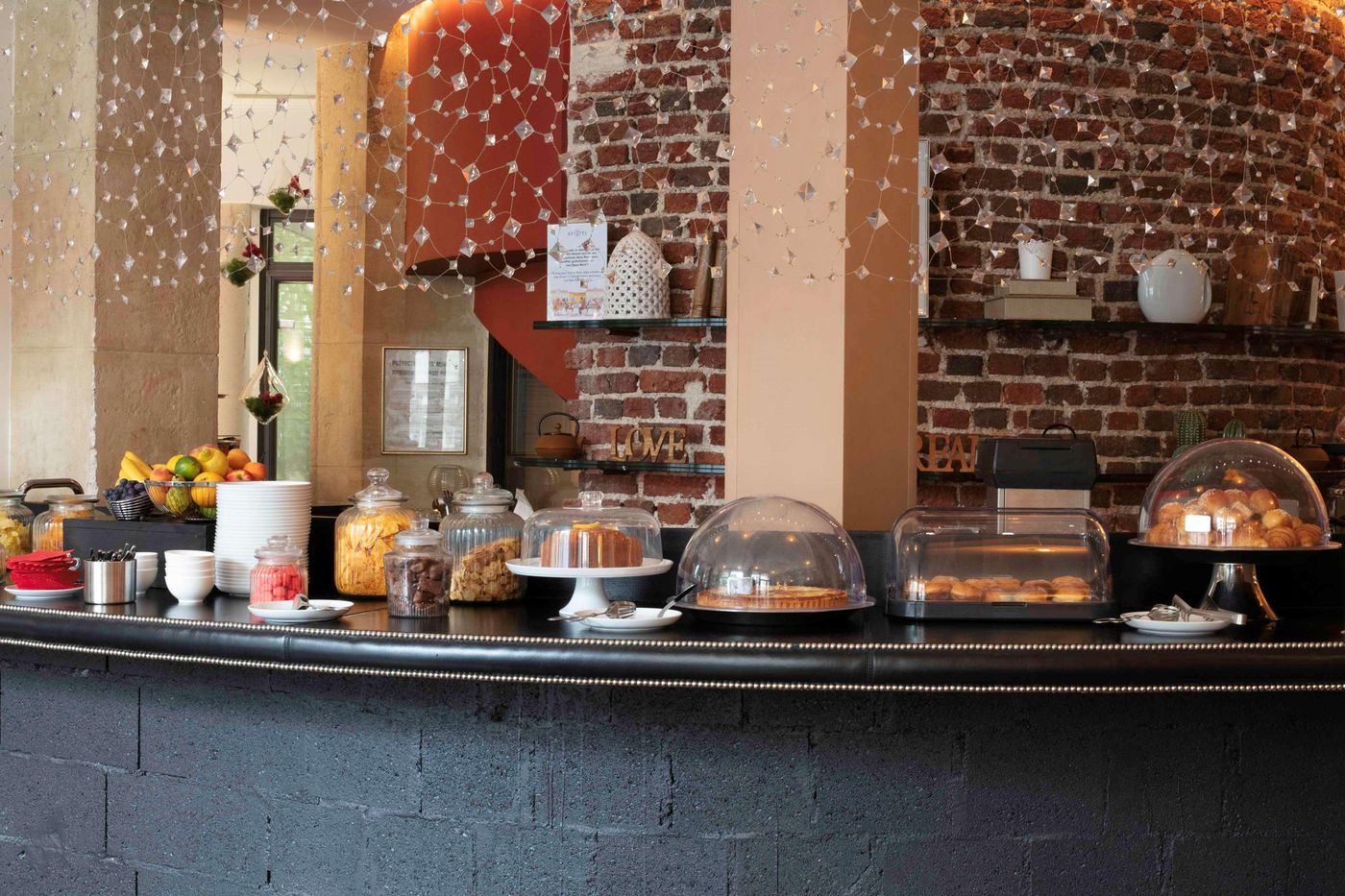 Le-123-Elysees-Astotel-General-view-40