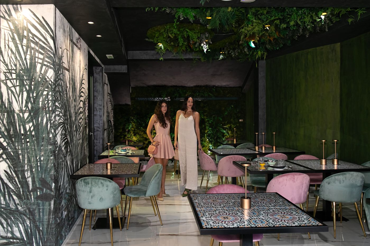 Caravita-Restaurant-16