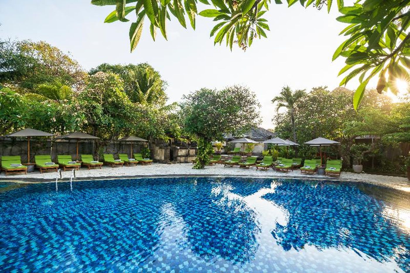 KUTA SEAVIEW BOUTIQUE 18.08