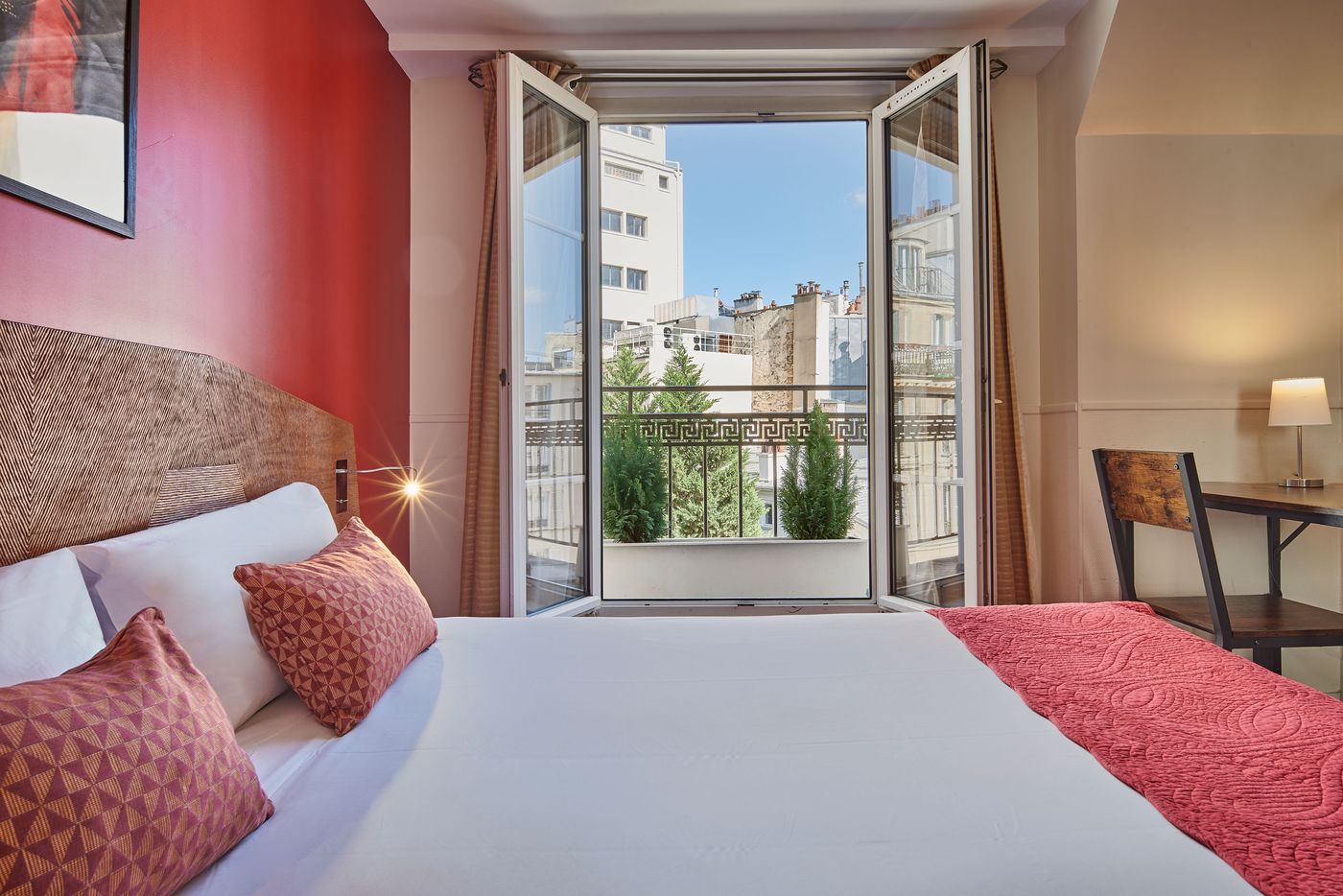 Moulin Plaza-France-PARIS-Room-9