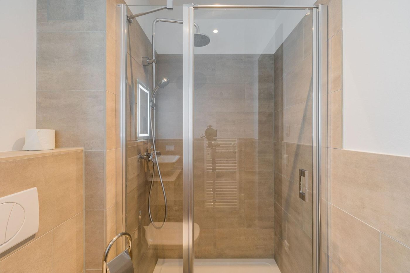 Nena-Apartments-Kreuzberg-61-Room-53