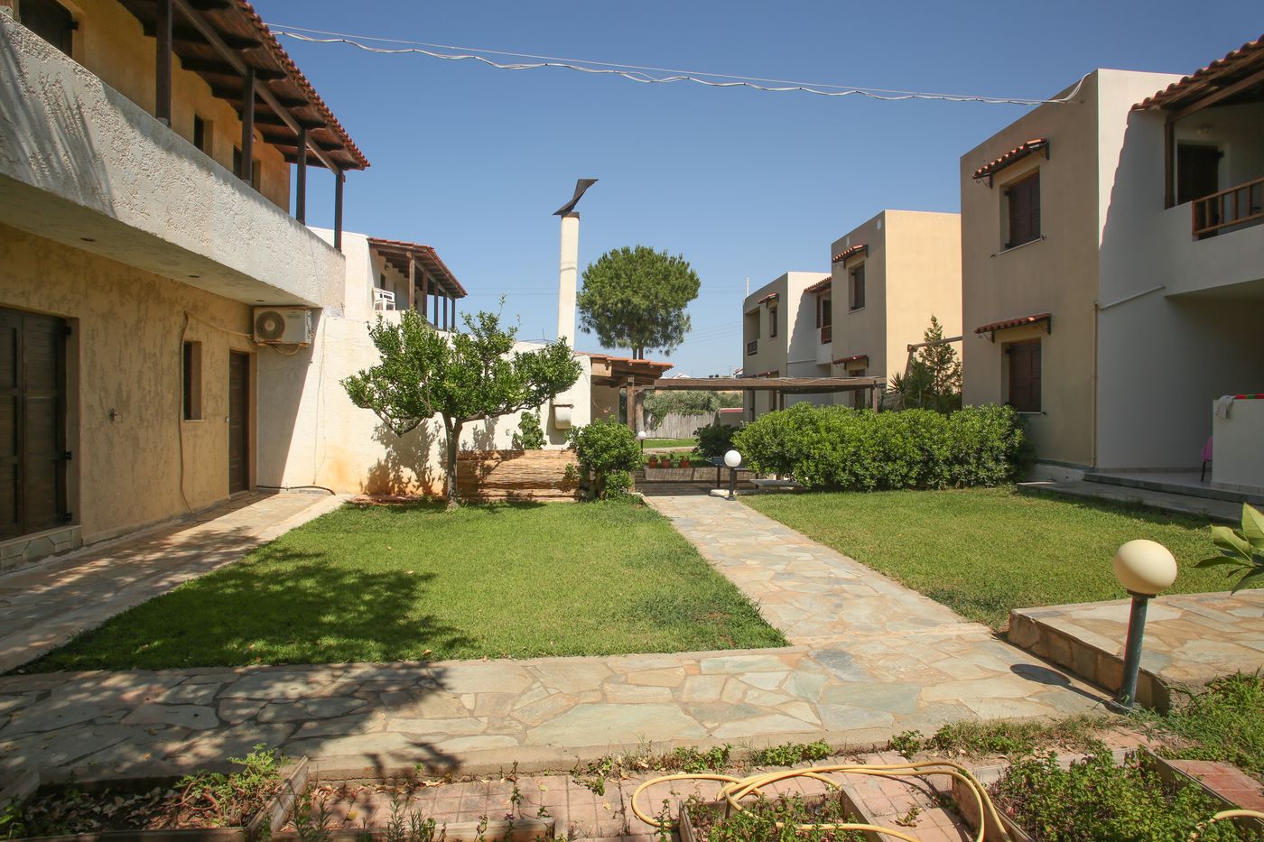 Petros Village Apartments