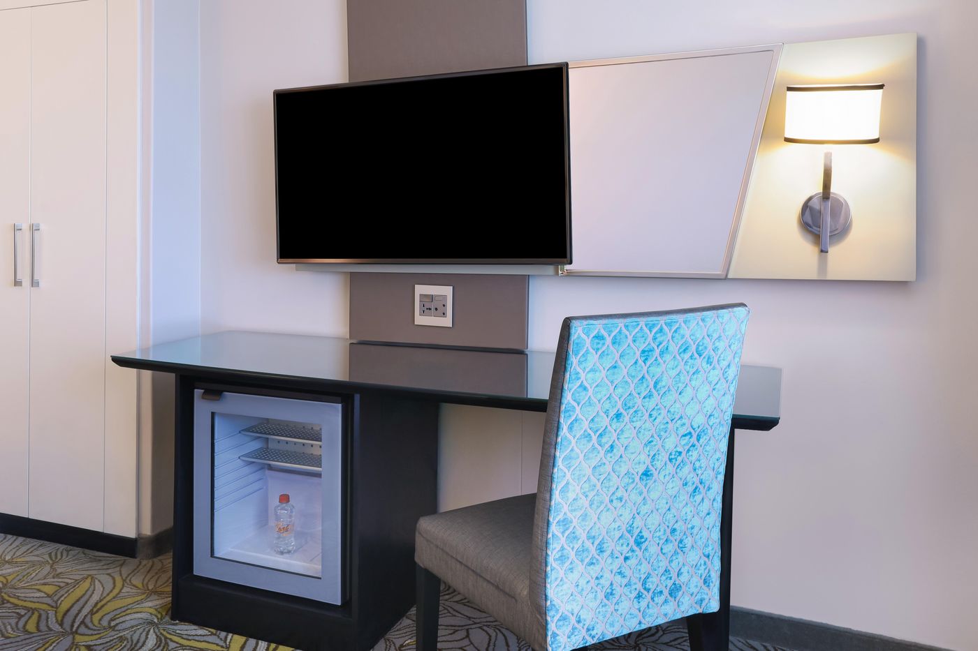 Southern-Sun-Cape-Town-Waterfront-Room-25