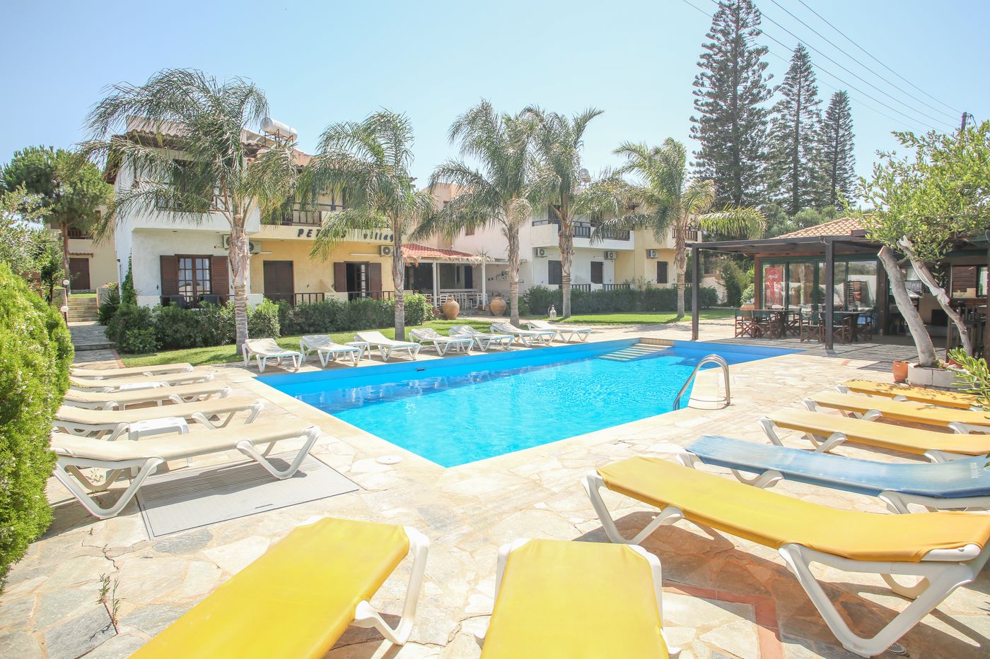 Petros Village Apartments