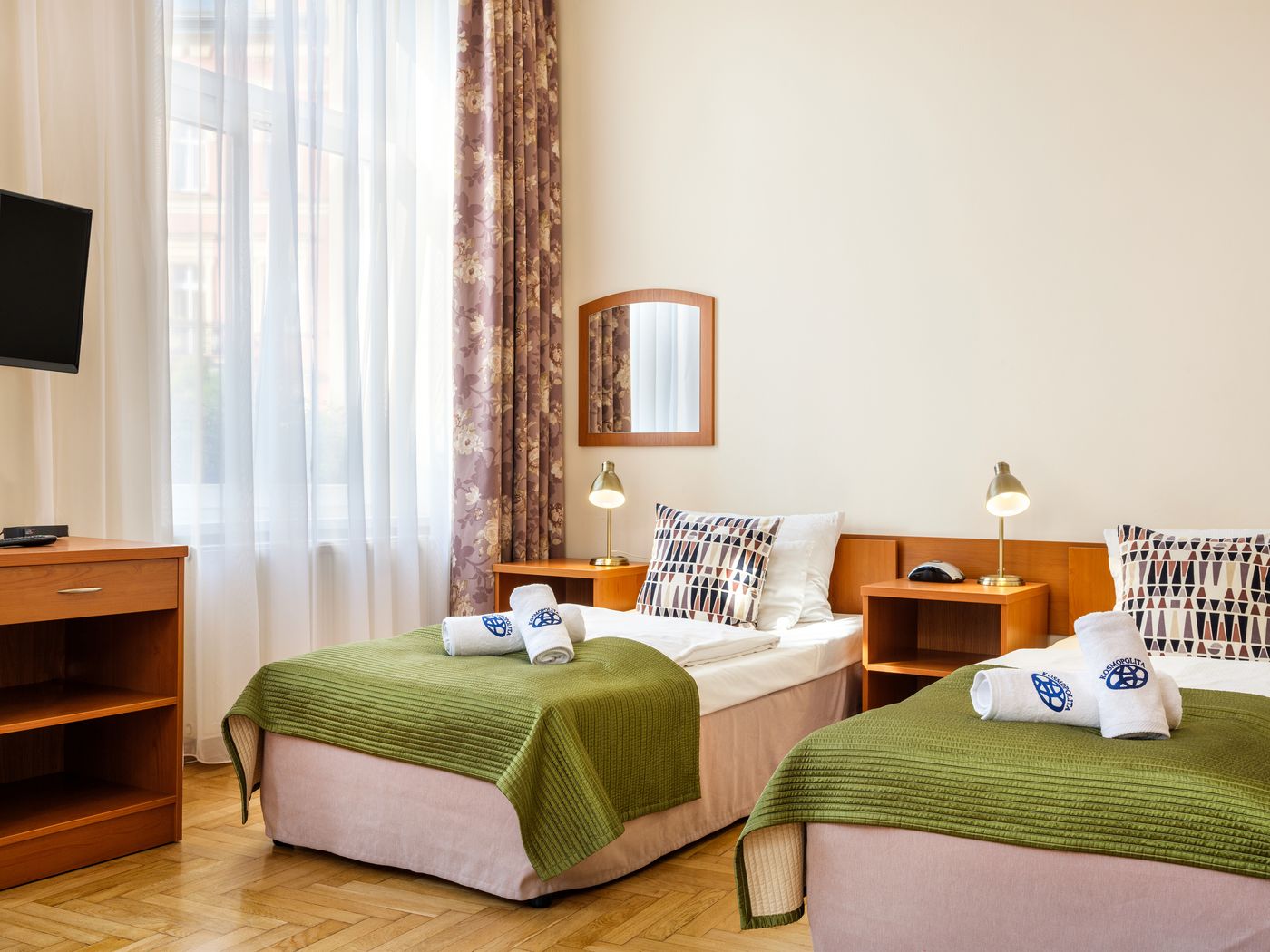 Kosmopolita-Rooms---Apartments-Room-14