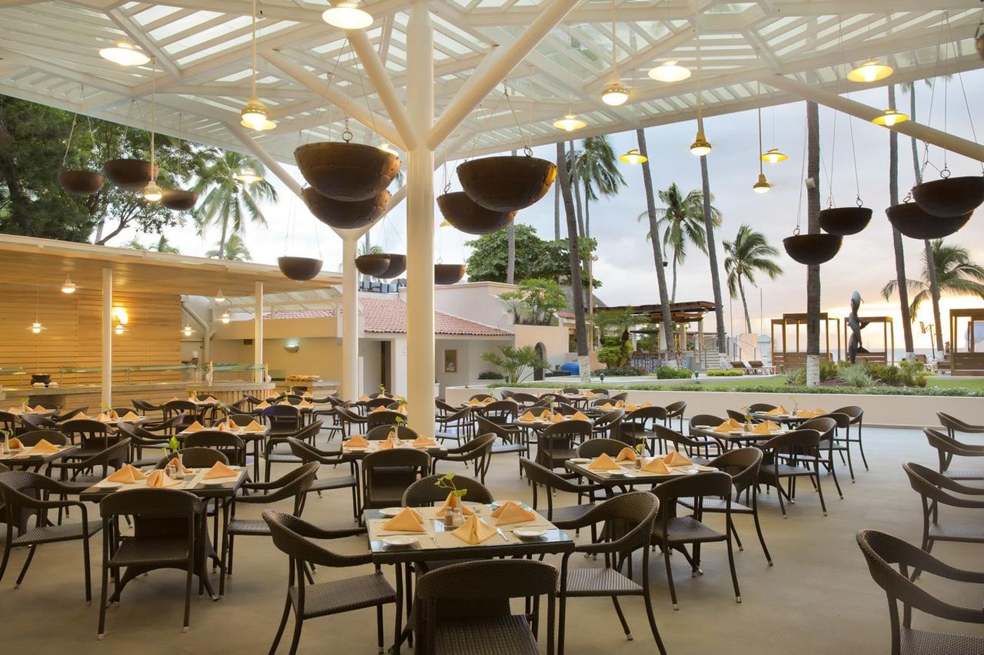 Golden Crown Paradise - Adults Only