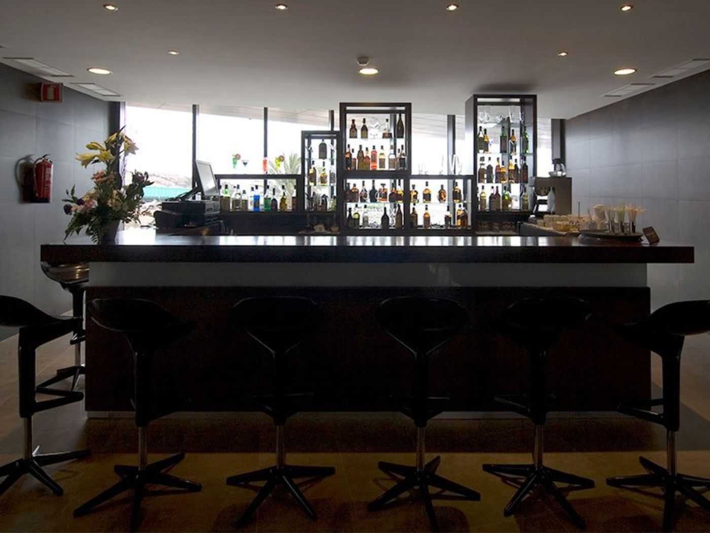 R2-Bahi-a-Design-Hotel---Spa-Wellness---Adult-Only-Bar-47