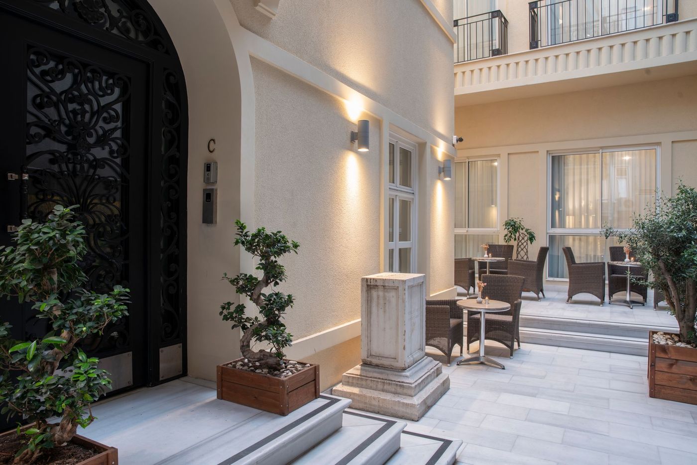 Akka-Hotel-Suites-General-view-2