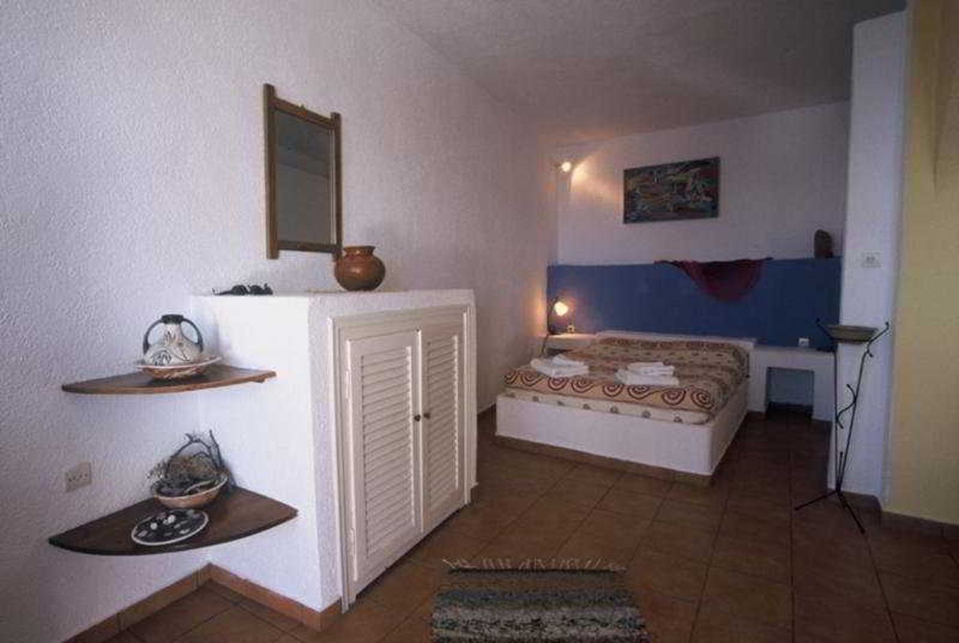 Krokos-Villas-Apts-Room-12