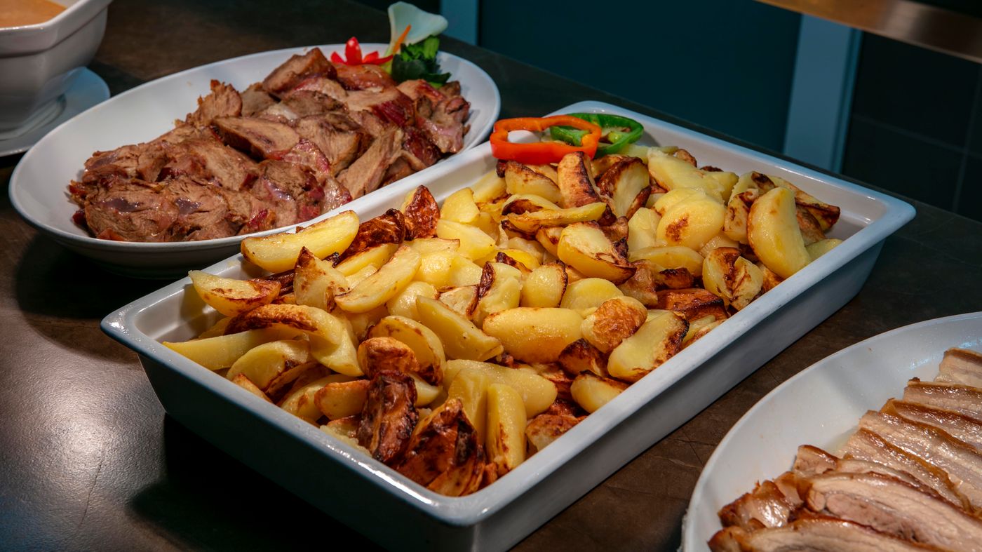 Hotel-Aurora-Restaurant-38