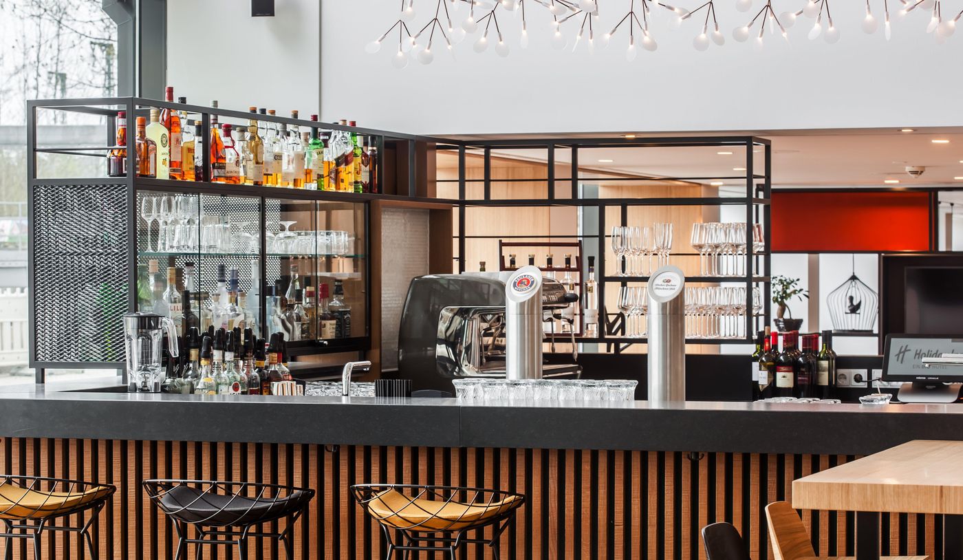 Holiday-Inn-Munich---Leuchtenbergring-Bar-14