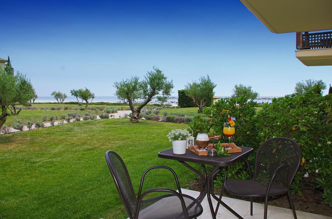 Mediterranean-Village-Room-79