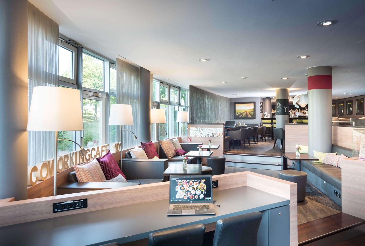 Si-Suites-Germany-Stuttgart-Lobby-10