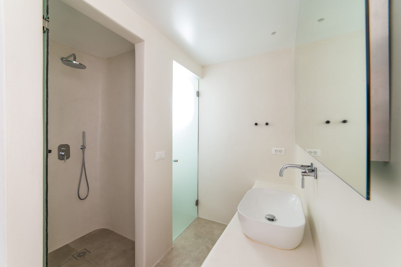 Vienoula-s-Garden-Room-28