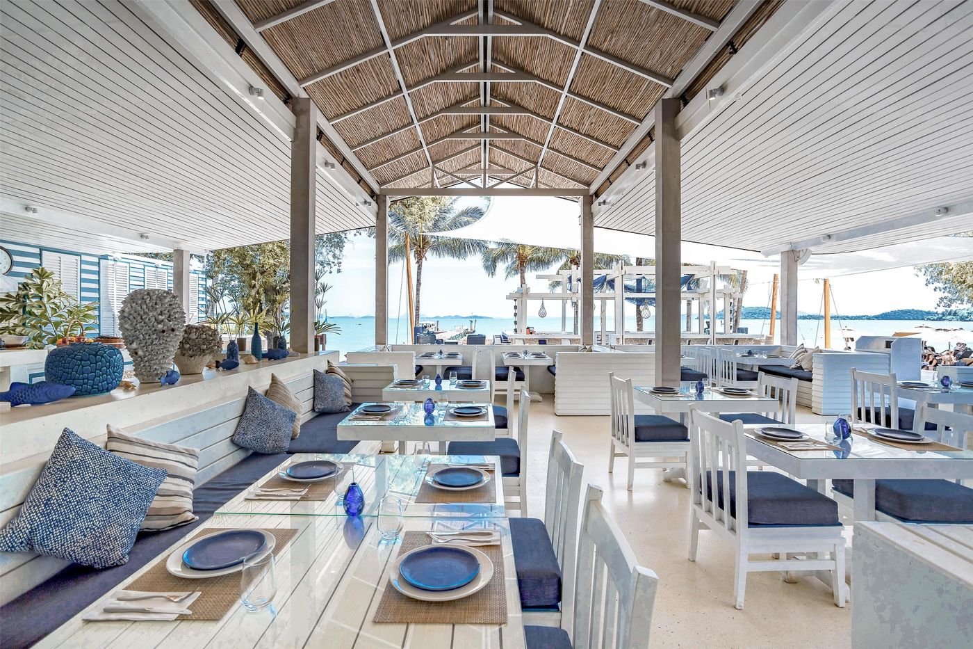 Barcelo-Coconut-Island-Restaurant-26