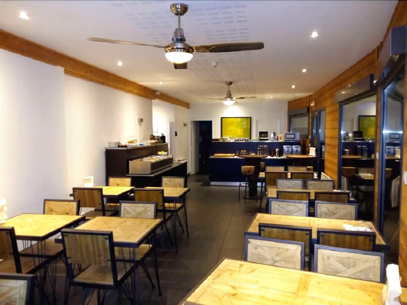 Bio Motel - France - SAINT VULBAS - Restaurant - 1