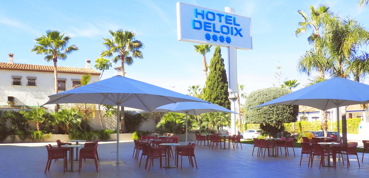 Deloix-Aqua-Center-Hotel-Bar-16