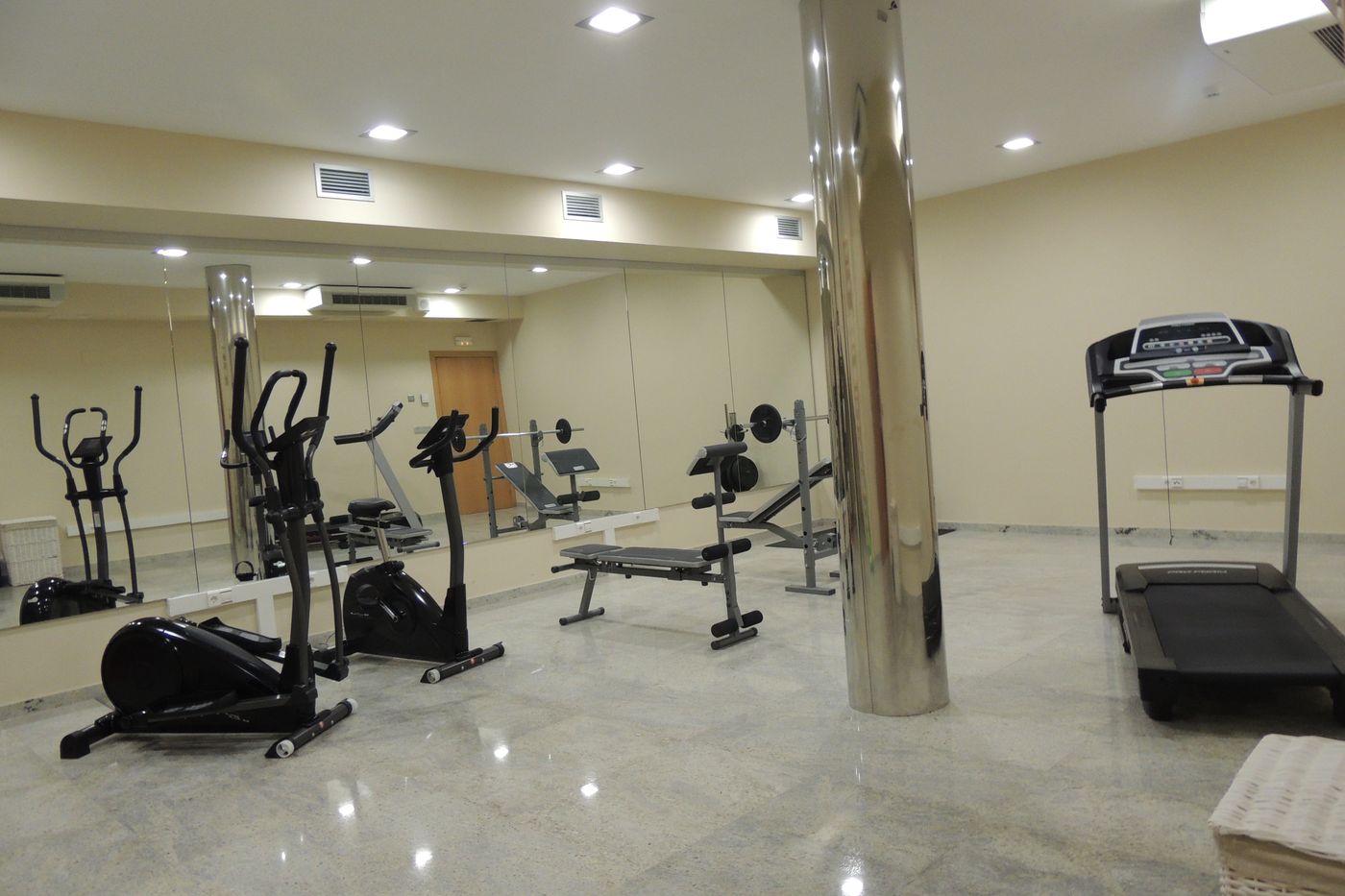 Desitges-Sports-and-Entertainment-37