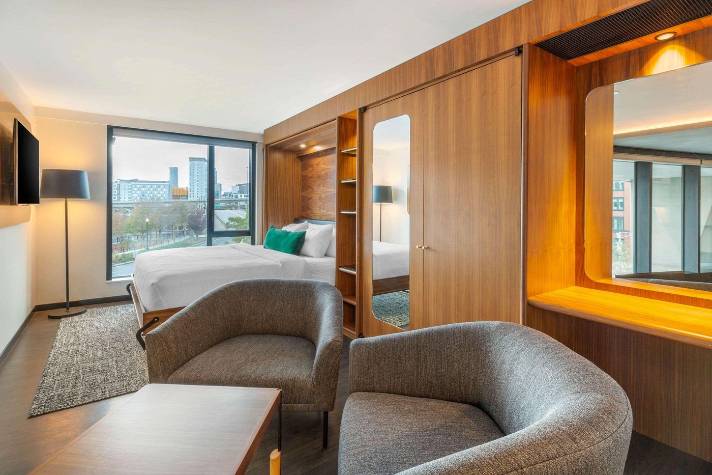 Cambria-Hotel-Boston-Downtown-South-Boston-Room-9