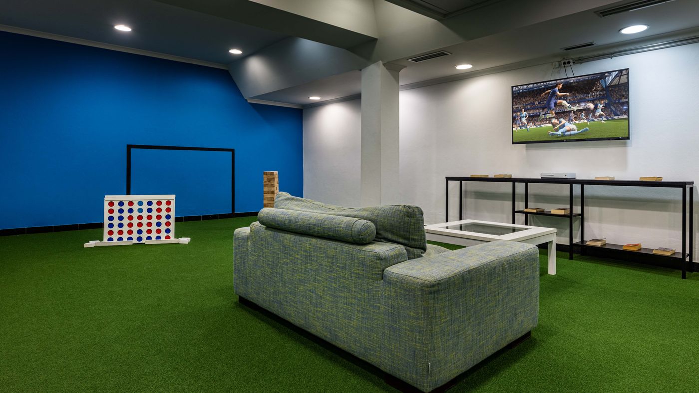 The-Magnolia-Hotel-Sports-and-Entertainment-71