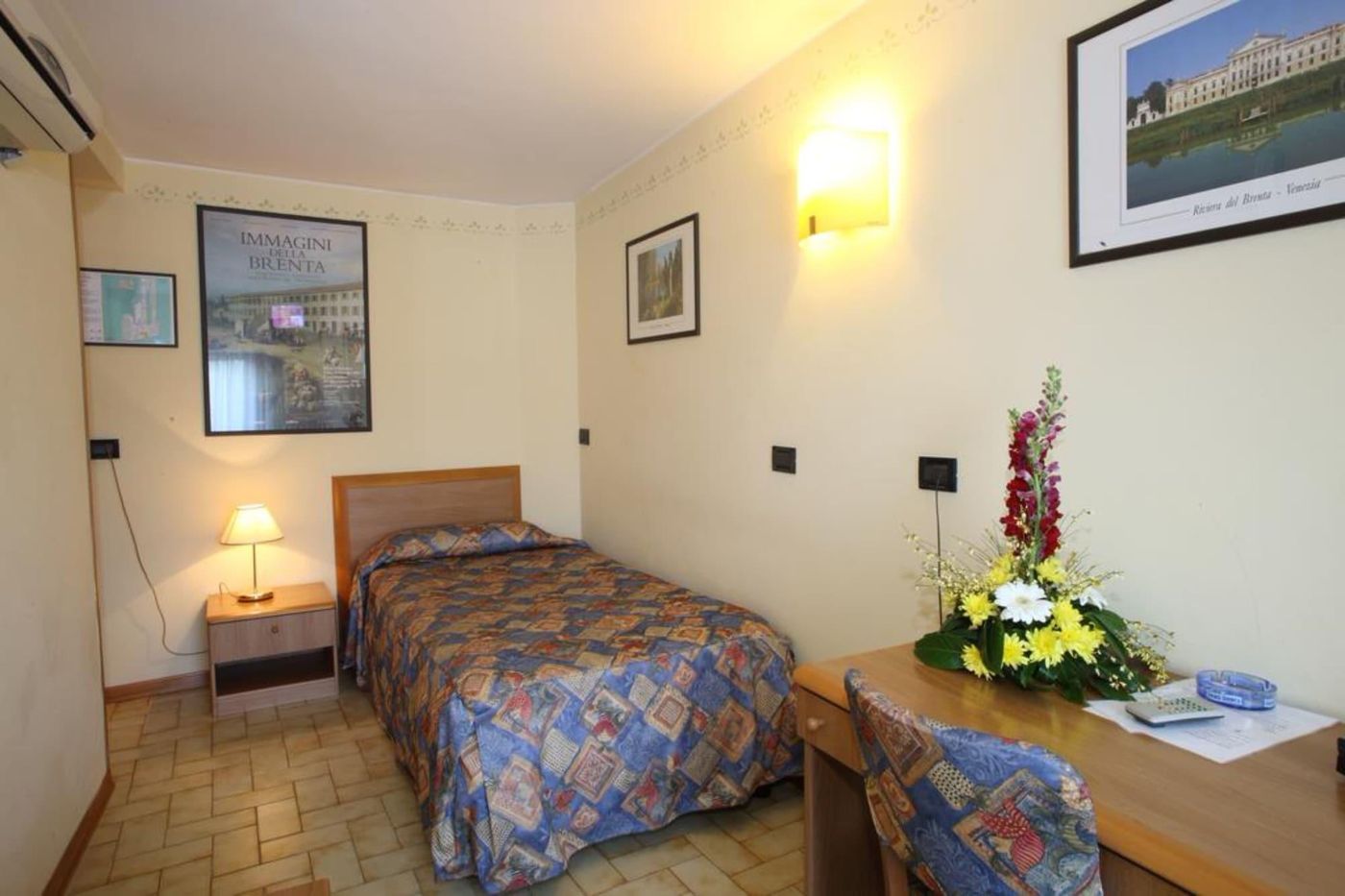 Albergo Alla Campana-Italy-Venezia-Room-9