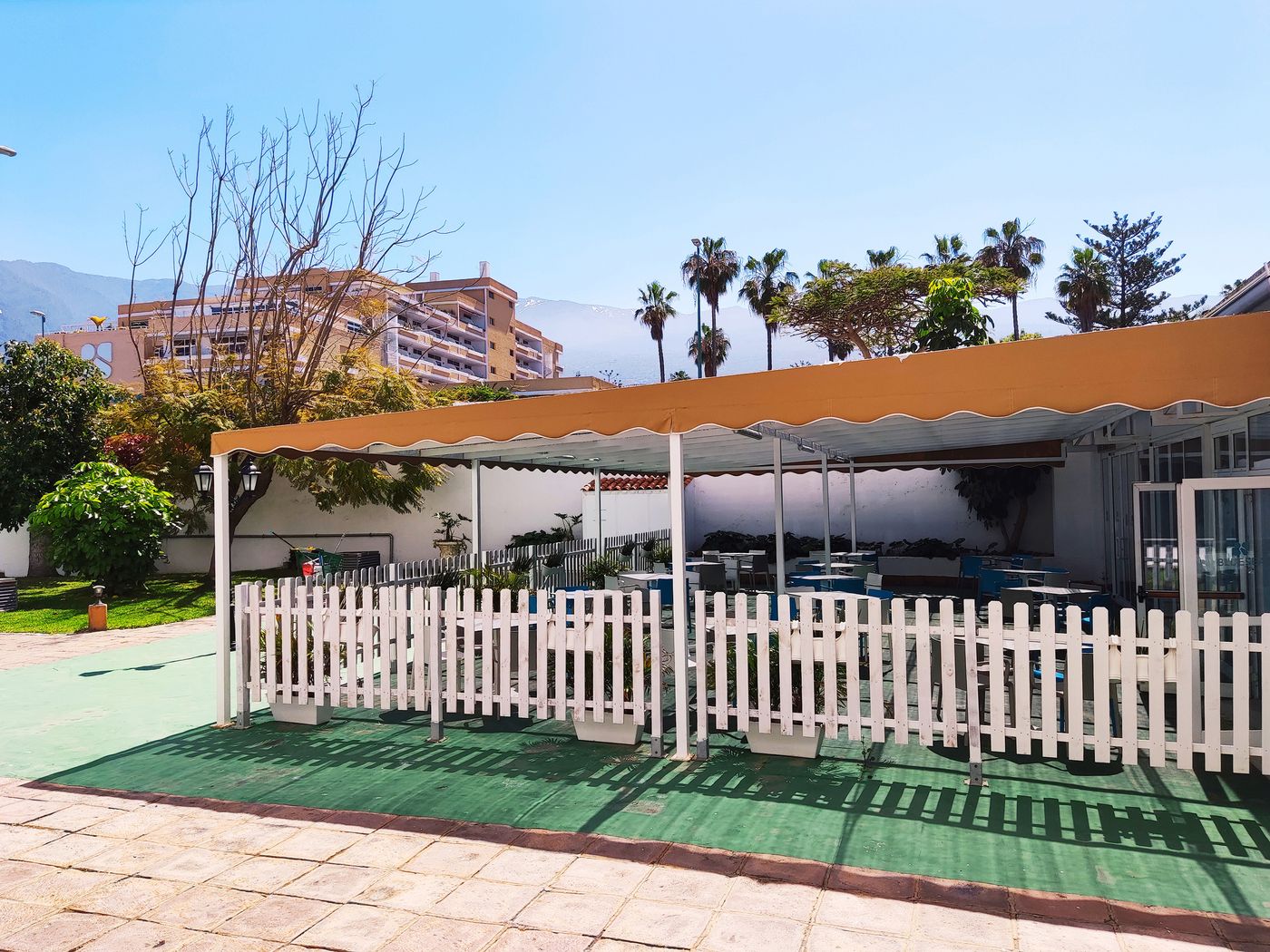 Blue-Sea-Interpalace-Restaurant-12