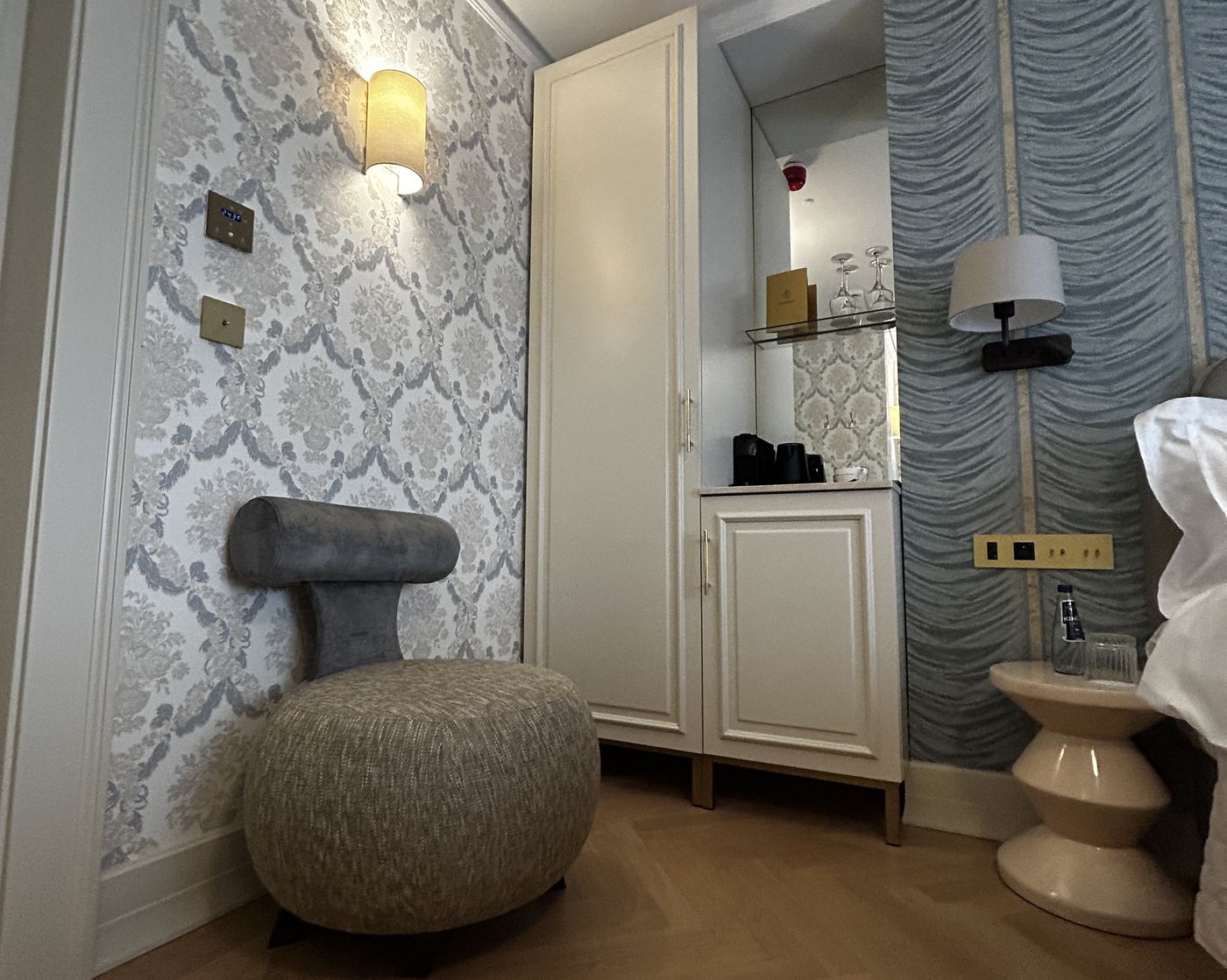 Hotel-Unicus-Palace-Old-Town---Destigo-Hotels-Room-54