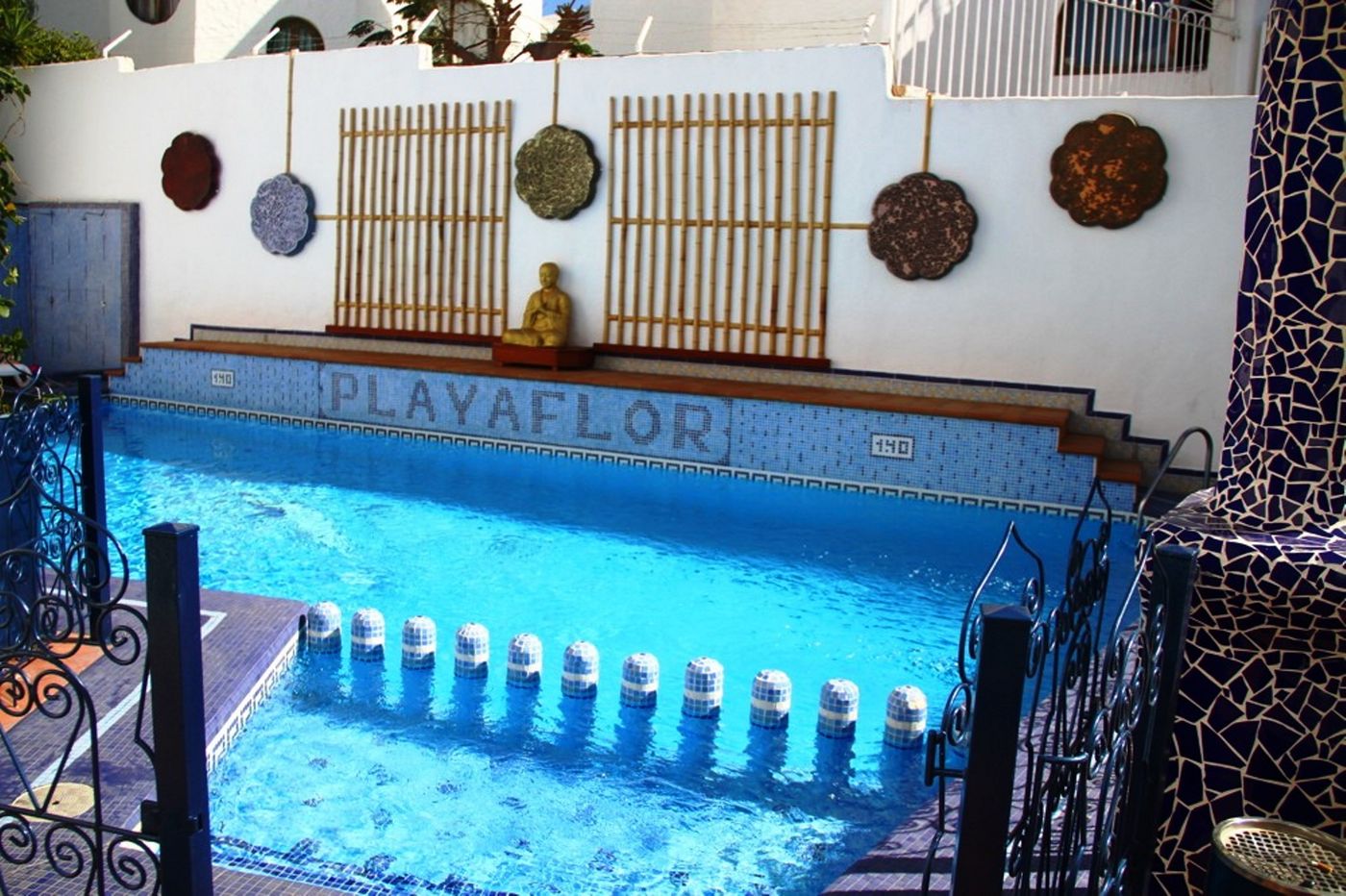 Playaflor-Chill-Out-Resort-Pool-16