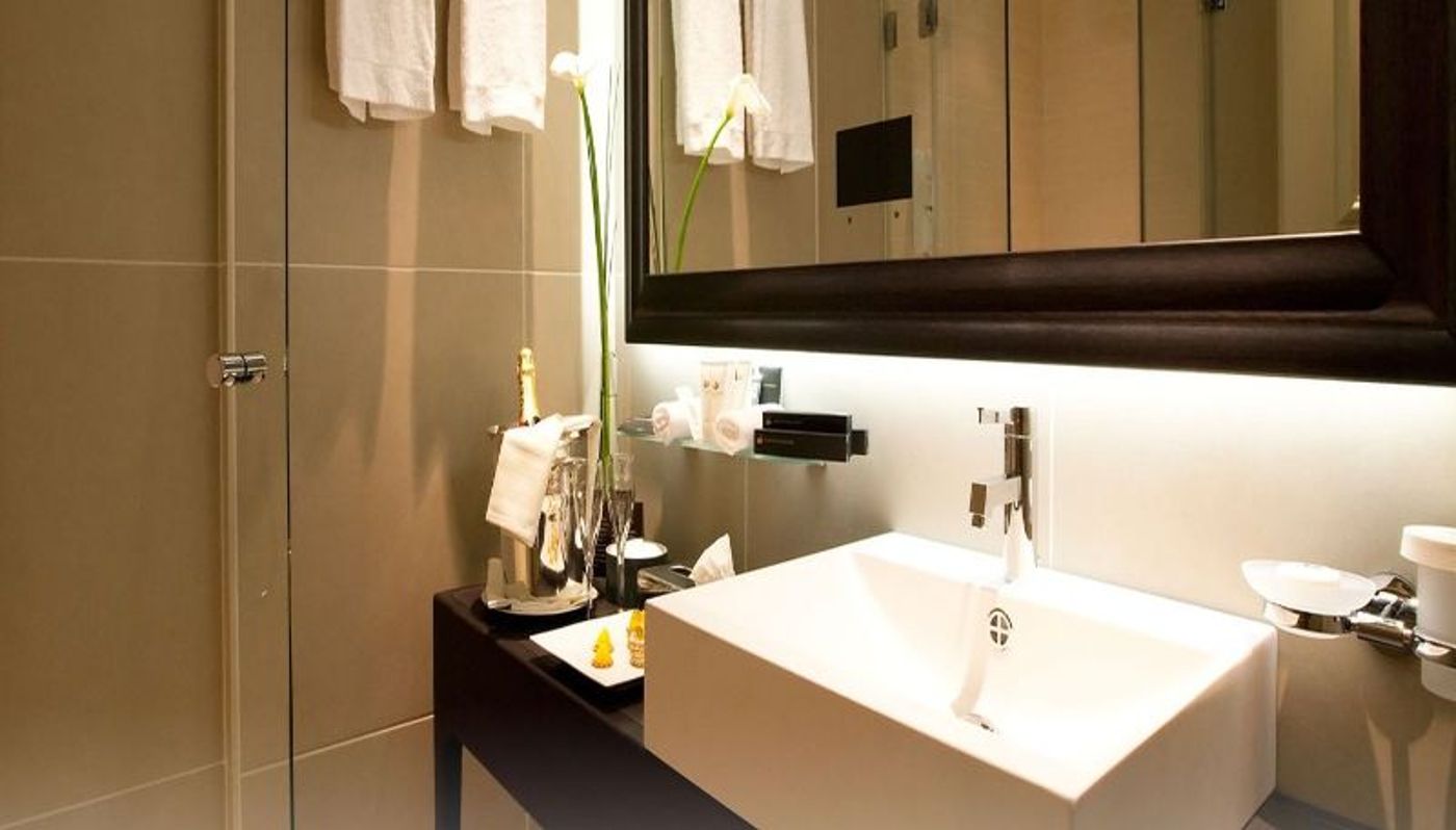 Lausanne Palace-Switzerland-LAUSANNE-Room-5