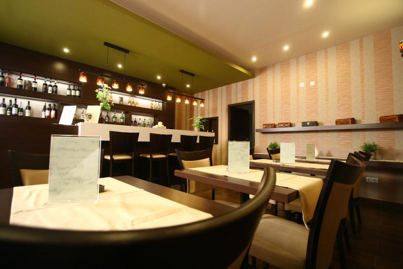 Central-Hotel-21-Lobby-32