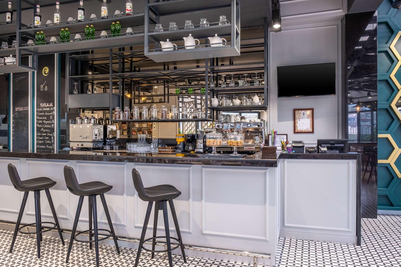 Clarion-Hotel-Istanbul-Golden-Horn-Restaurant-19