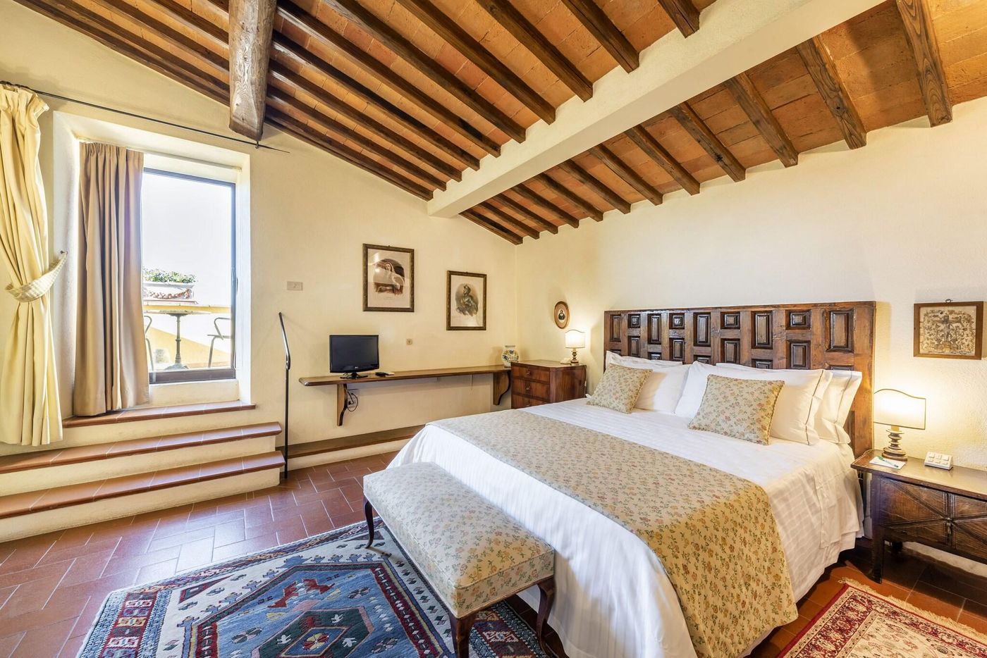 Relais-Vignale---Spa-Room-30