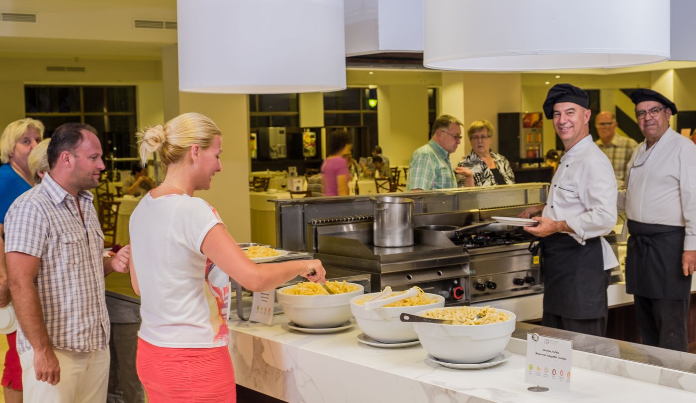 El-Tope-Restaurant-19