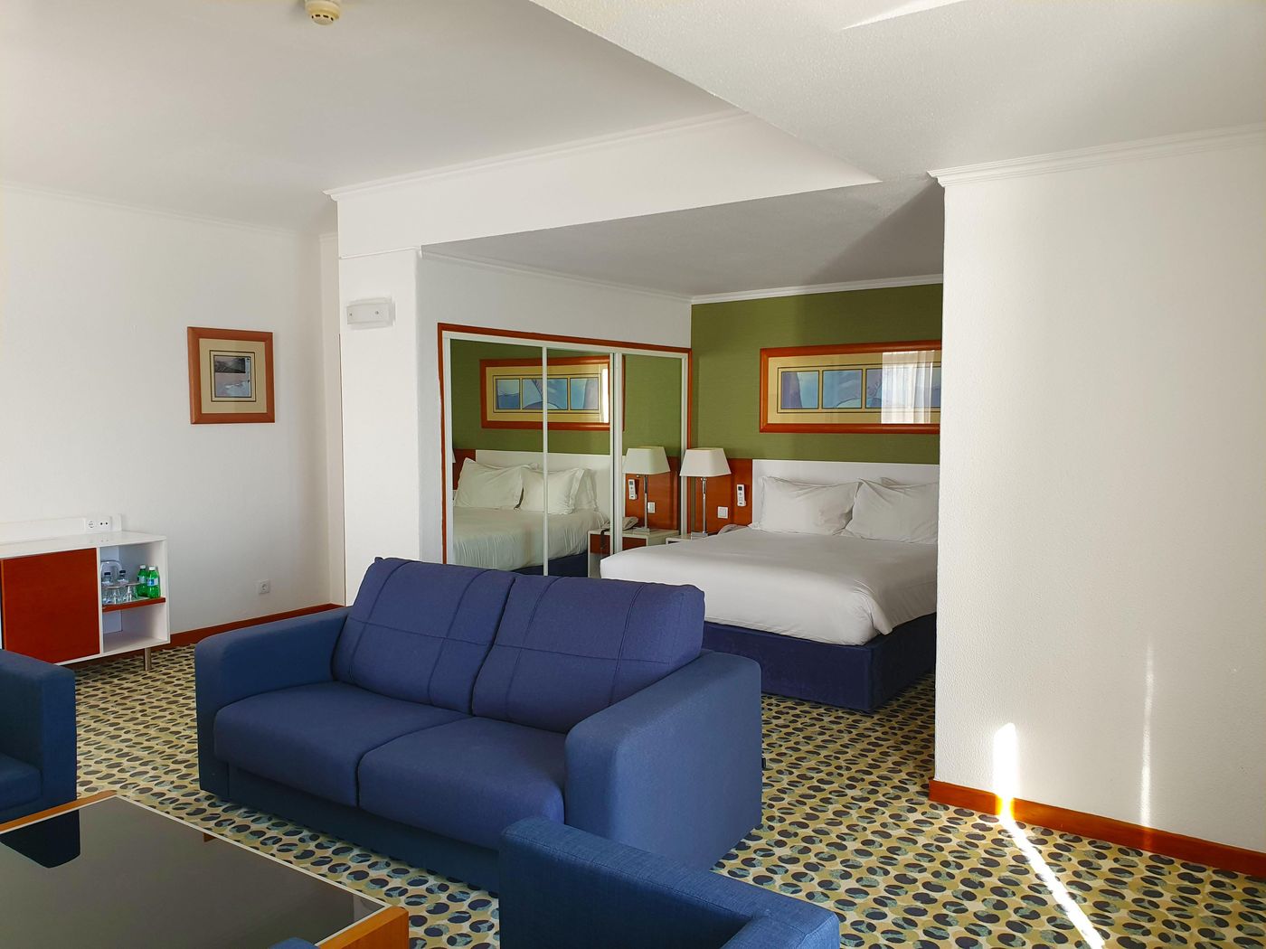 Holiday-Inn-Algarve-Room-15