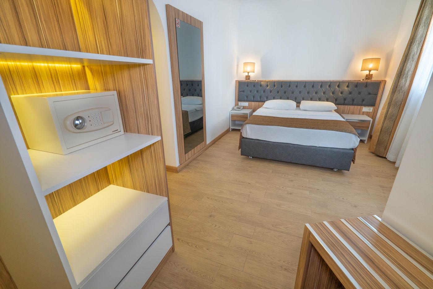 Kleopatra-Celine-Room-11