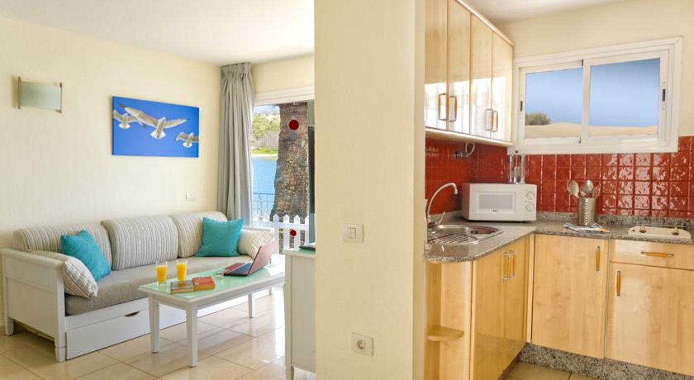 Apartamentos Cocoteros