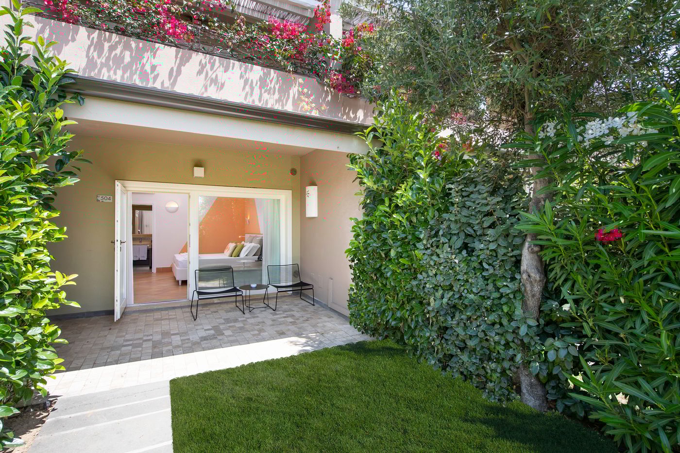 Chia-Laguna---Hotel-Village-Room-67