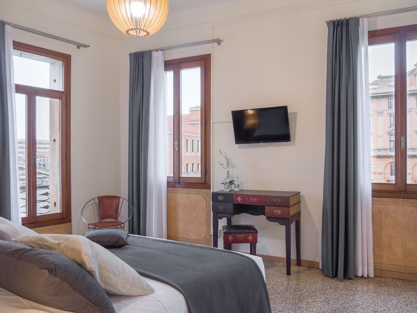 Grand-Canal-Suites-Room-30