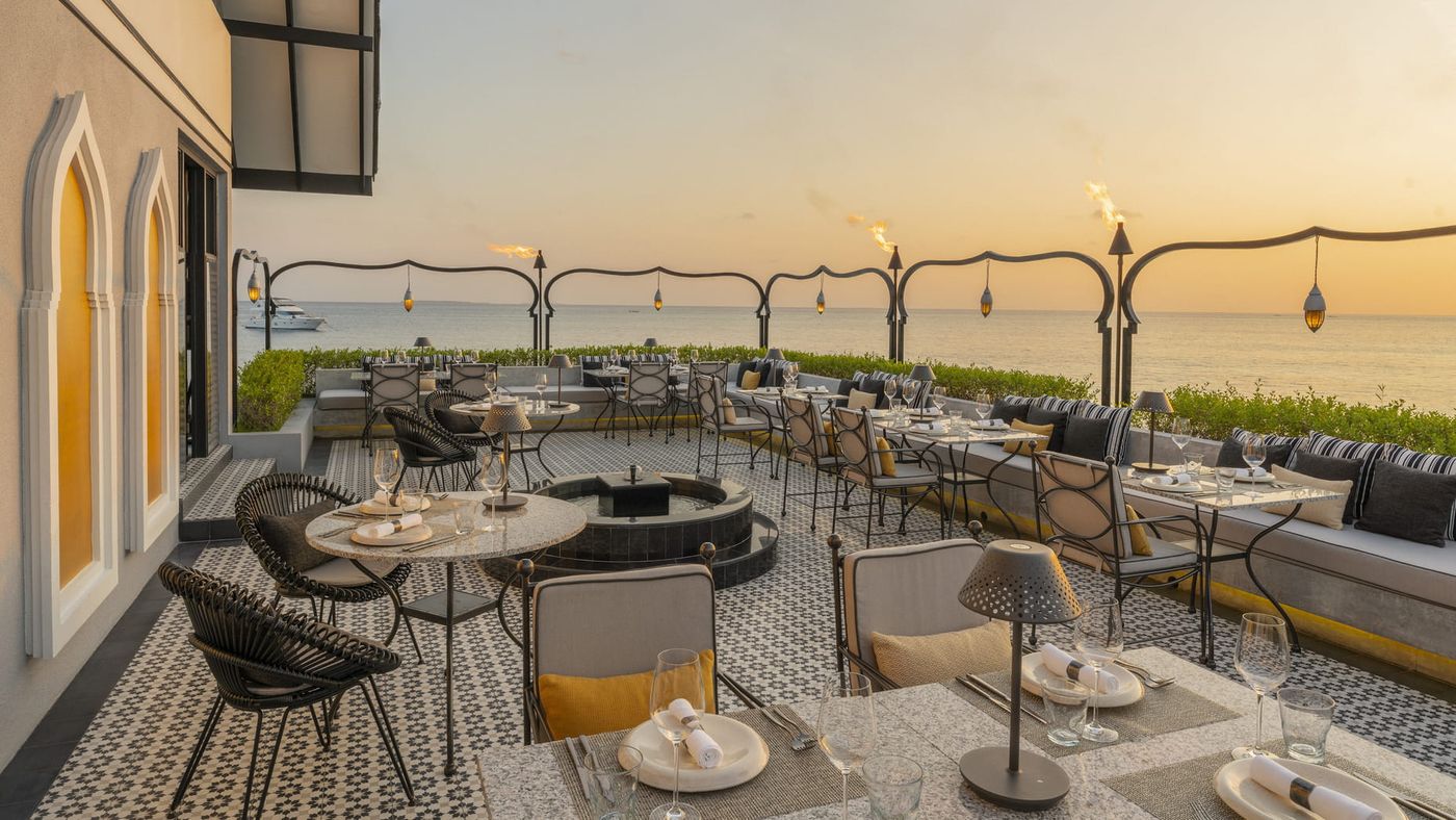 Four Seasons Landaa Giraavaaru