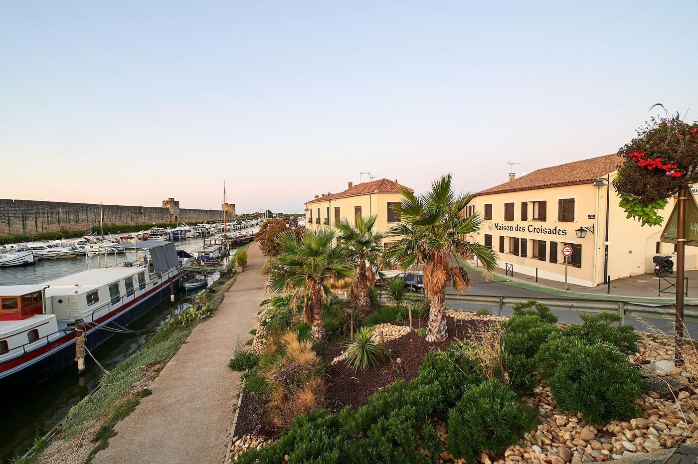 Hôtel des Croisades - France - AIGUES MORTES  - General view - 5