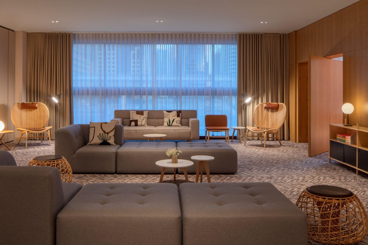 Staybridge-Suites-Dubai-Internet-City-General-view-41